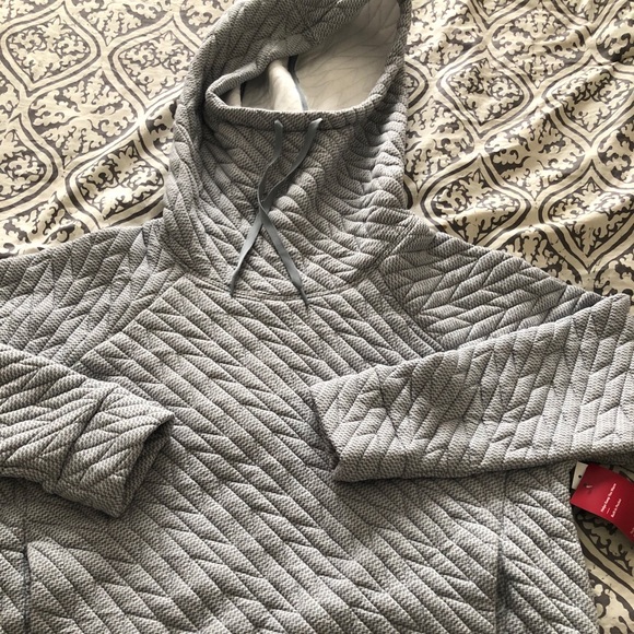 NEW with tags Gapfit hoodie - Picture 1 of 9